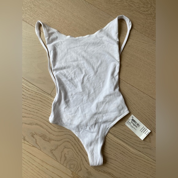 AMERICAN APPAREL Cotton Spandex Deep Cut Bodysuit - White - XS (NWT) - Picture 5 of 7